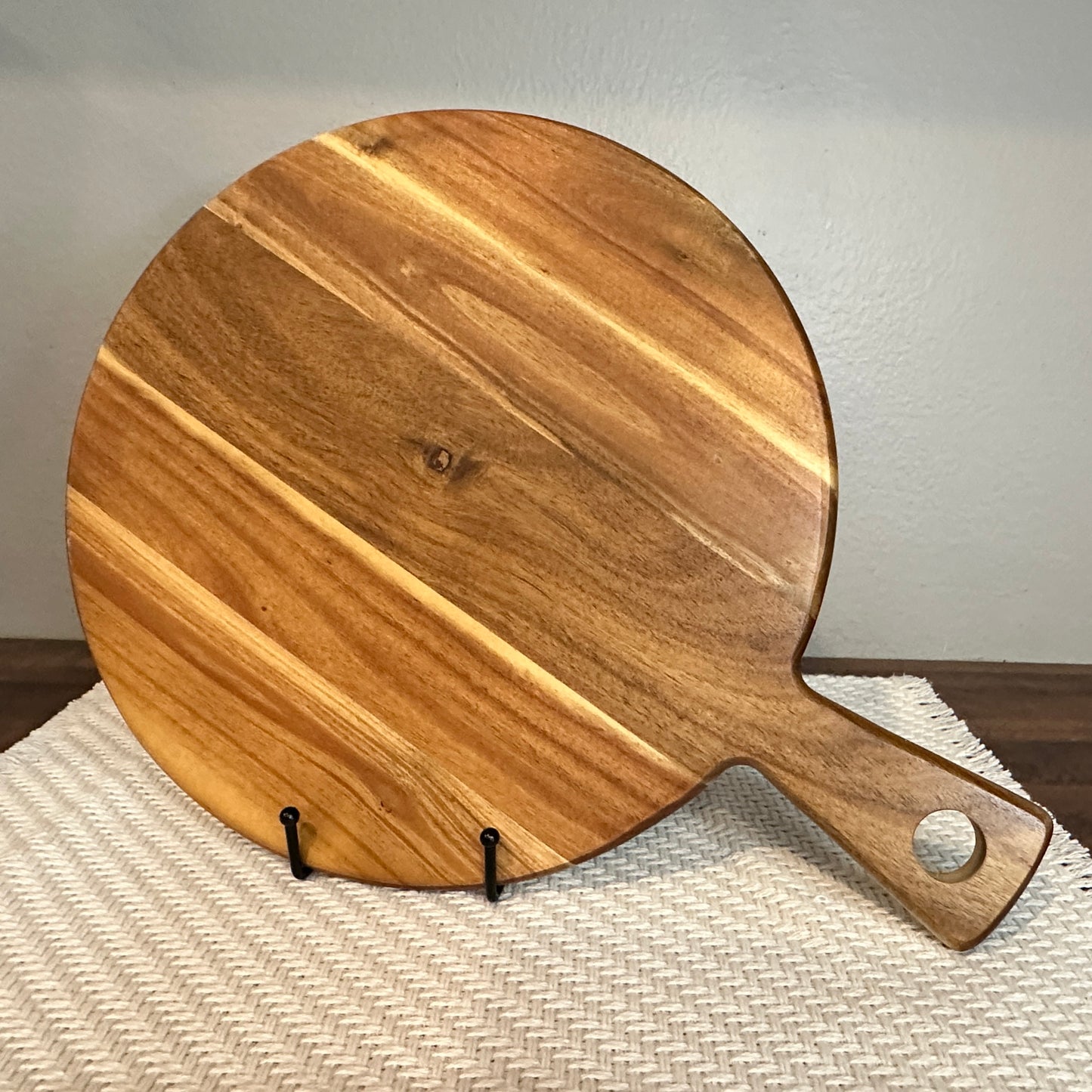 Personalized Acacia Wood Round Pizza Board - 12” with 4” Handle